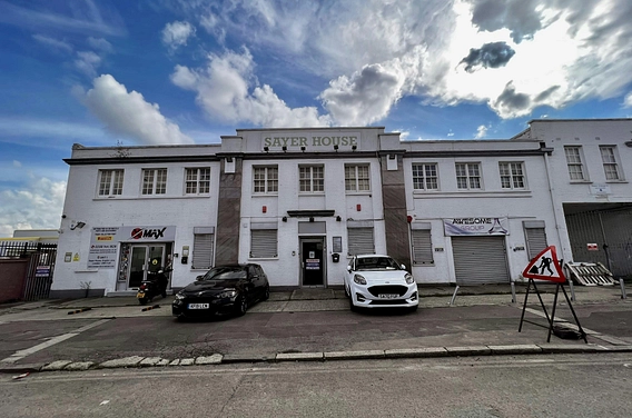 Unit 2 Sayer House, Oxgate Lane, Staples Corner, London, NW2 7JN