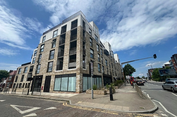 The Gladstone, Edgware Road, Cricklewood, London, NW2 6LB