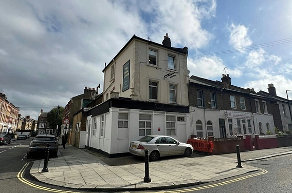 Royal Lancer, 16 Lancefield Street, Queens Park, London, W10 4NZ