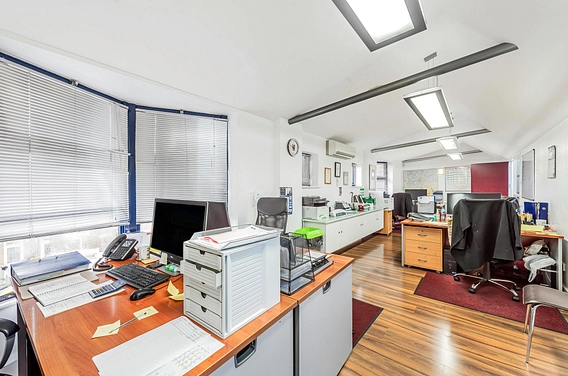 18 Linen House, 253 Kilburn Lane, Queens Park, London, W10 4BQ