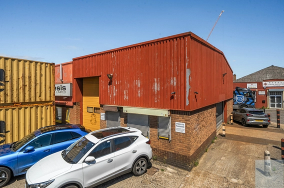8 Trojan Industrial Estate, Cobbold Road, Willesden, NW10 9ST