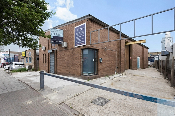 16 Steele Road, Park Royal, London, NW107AS