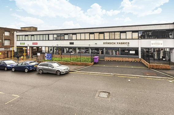 Oxgate Lane, London, NW2 7JN