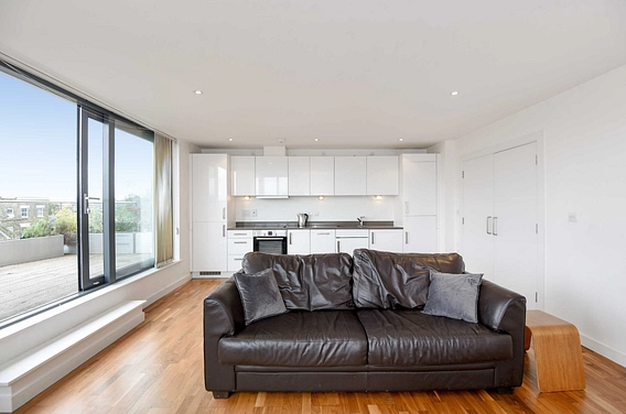 Wellington Road, Kensal Green, London, NW10