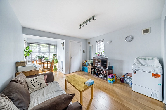 Wrentham Avenue, Kensal Rise, London, NW10