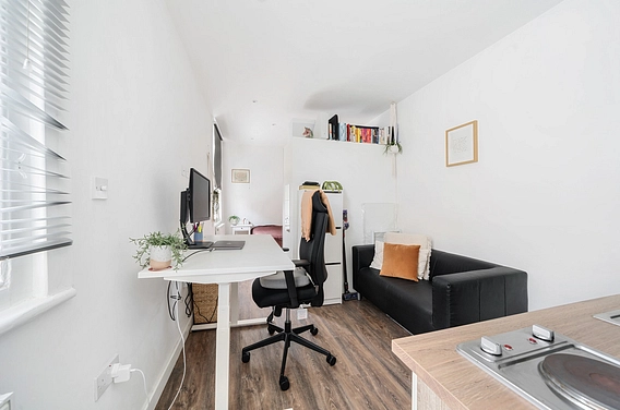 Broadhurst Gardens, West Hampstead, London, NW6