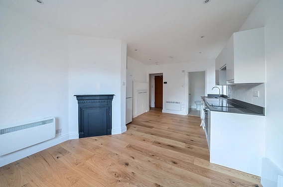 Cricklewood Lane, Childs Hill, London, NW2