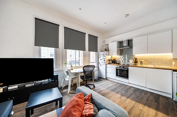 Broadhurst Gardens, West Hampstead, London, NW6