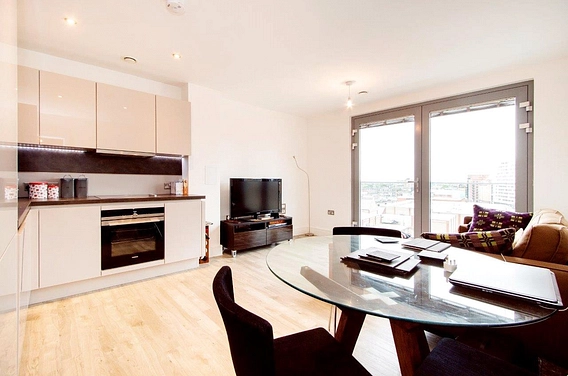 Boleyn Road, Dalston, London, N16